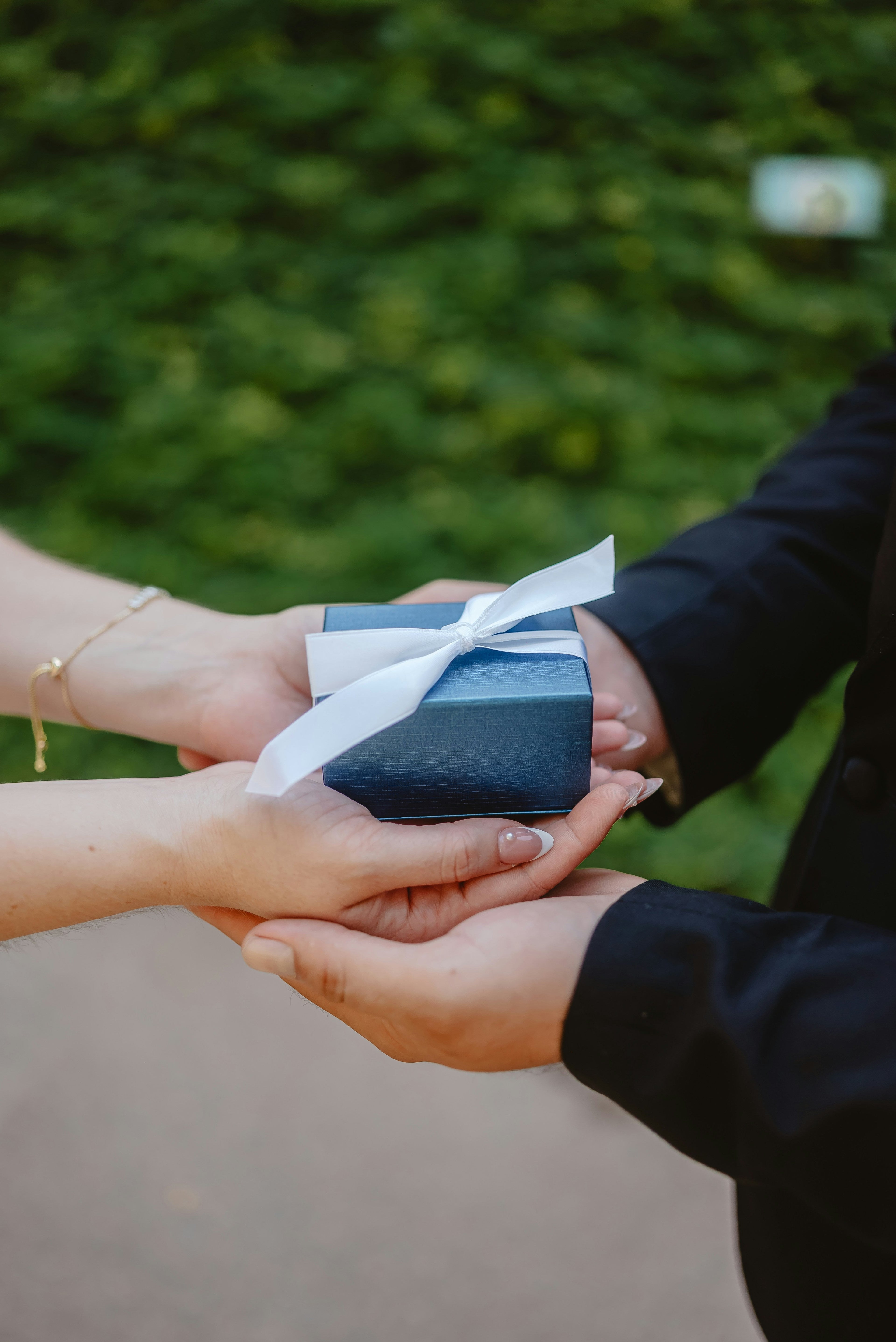 Wedding & Engagement Gifts