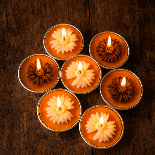 BloomGlow T-Light Candles (Set of 8)